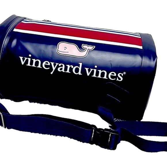 NWOT Limited Edition Vineyard Vines x Target Navy Padded Shoulder Sling Cooler - Picture 2 of 16